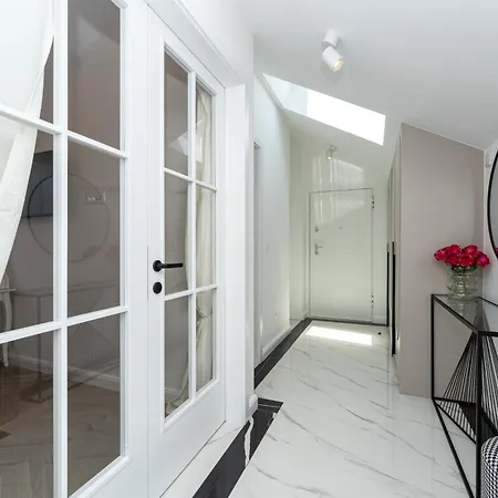 Apartman Little Miracle-seafront Luxury *