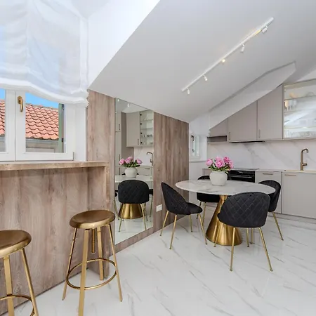Little Miracle-seafront Luxury Apartman Sveti Filip i Jakov