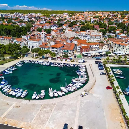 Little Miracle-seafront Luxury Apartman