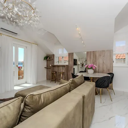 Little Miracle-seafront Luxury * Sveti Filip i Jakov