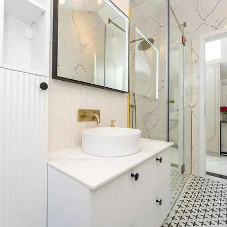 Little Miracle-seafront Luxury Apartman *