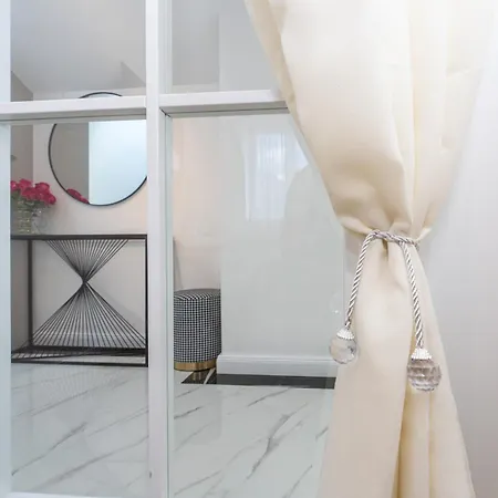 Little Miracle-seafront Luxury Apartman *